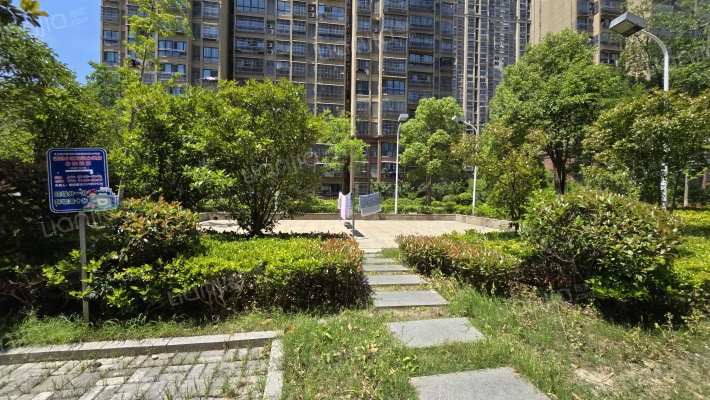 东达翰林缘外景图