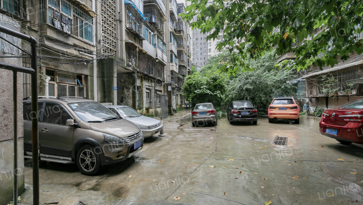 花溪大道北段19号院外景图