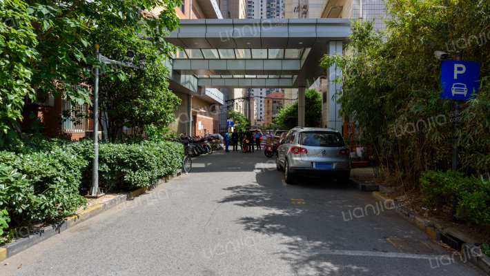 天道俪晶国际公寓外景图