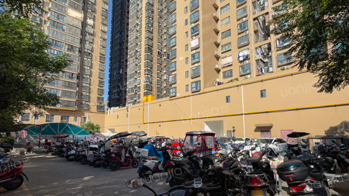 红东花园三期外景图