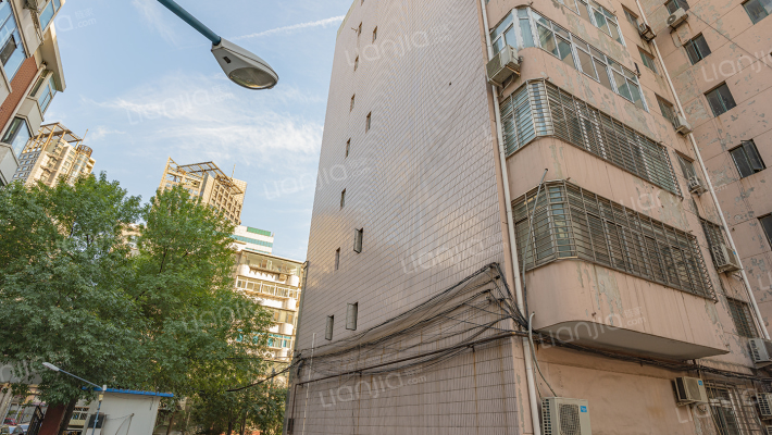 长发公寓外景图