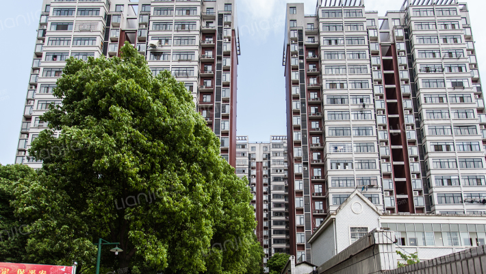 港岳豪庭外景图