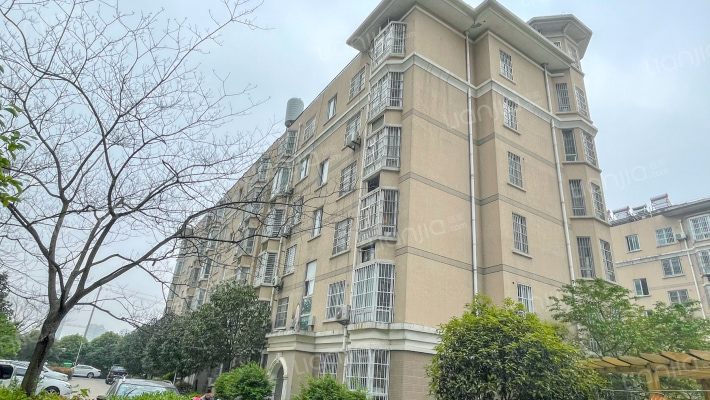 泉水湾花园外景图