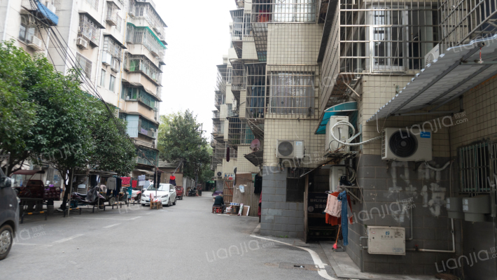 宾佳乐宿舍外景图