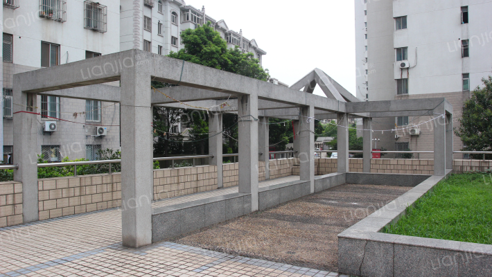 高教新村外景图