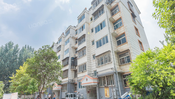 城市花园南区外景图