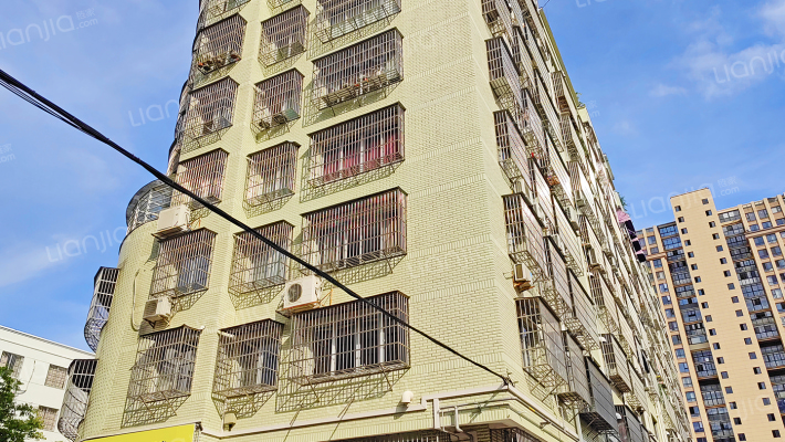 西新路仓桥新村外景图