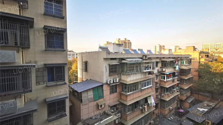 环岛公寓外景图