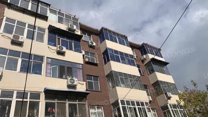 收割机厂家属楼(胜利西路)外景图