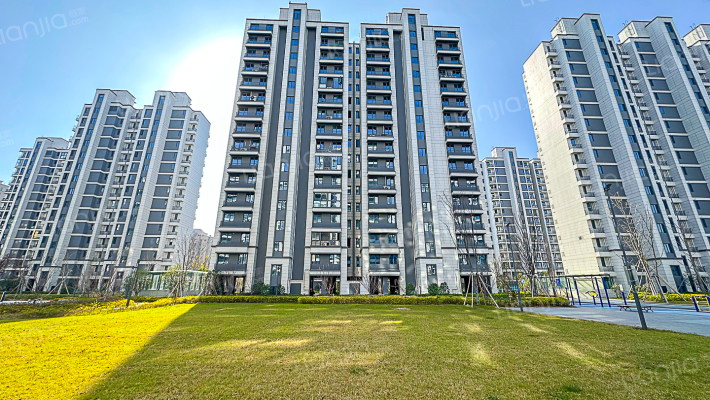 胡宿联庭外景图