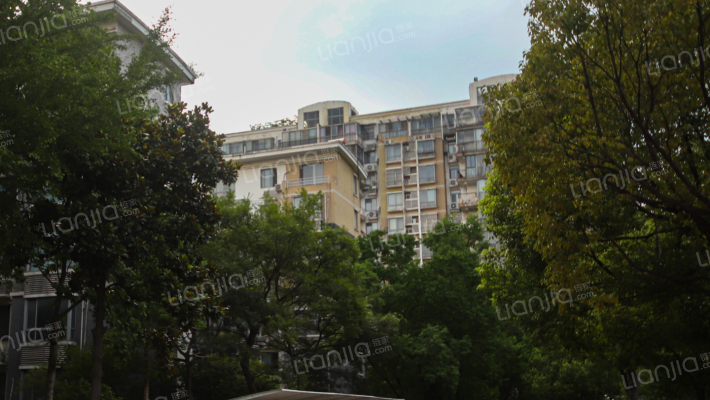 华欧德邑花园外景图