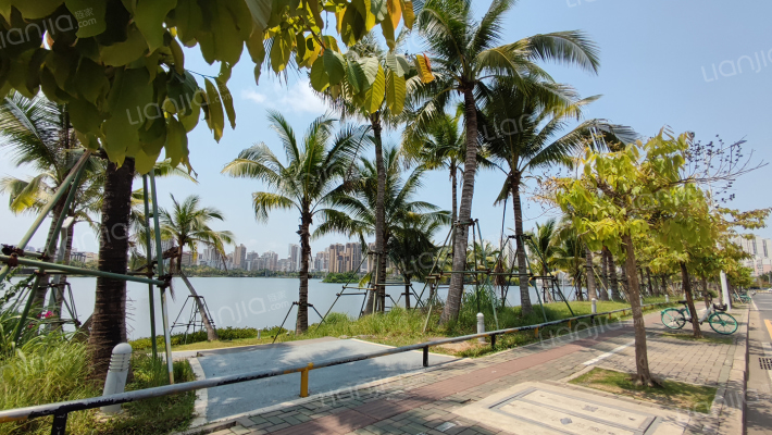 红城大厦外景图