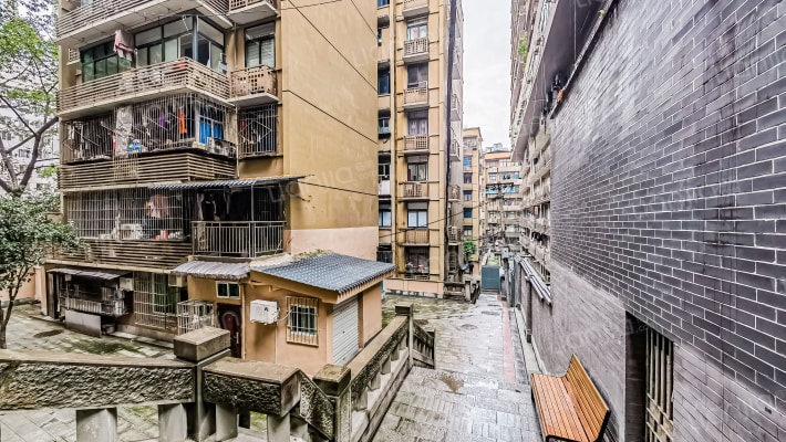 上开智村外景图