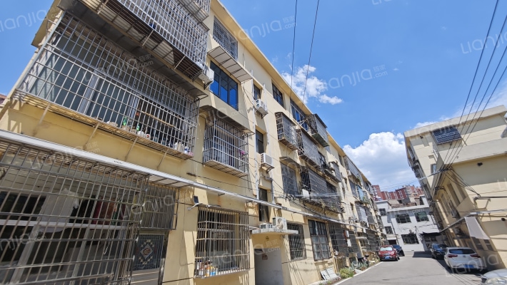 购销公司宿舍外景图