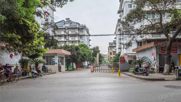 桂林电厂宿舍外景图