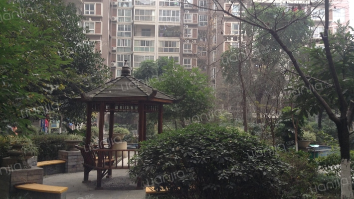 泛林格兰晴天外景图