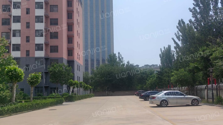 黄金台住宅小区外景图