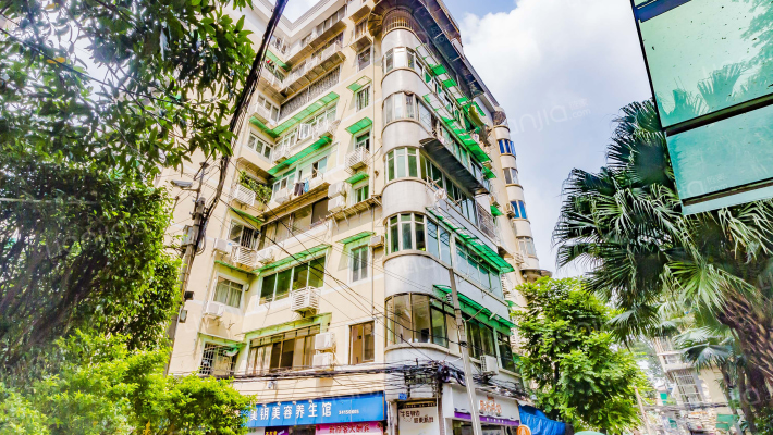 聚龙花园外景图