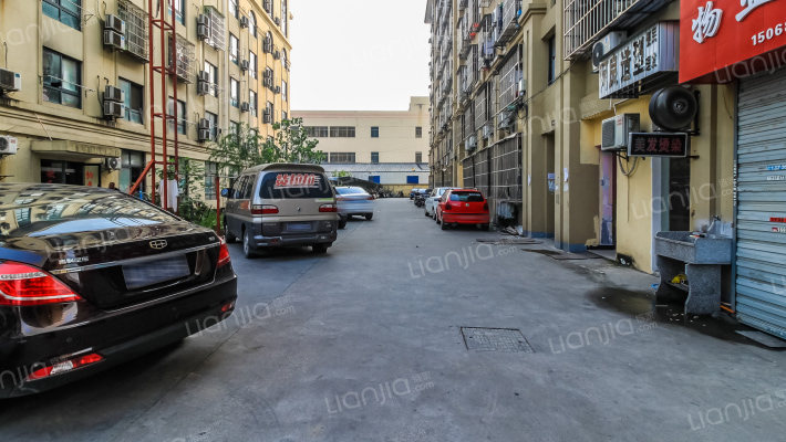 八号公馆外景图