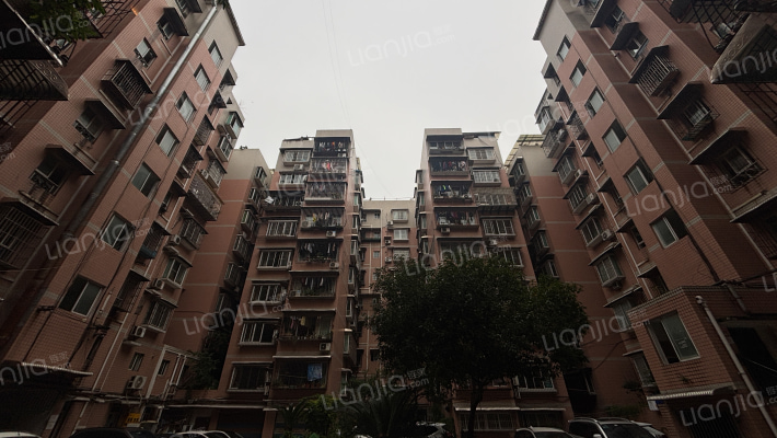 金易人家外景图