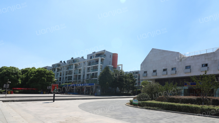 翠屏湾花园城外景图