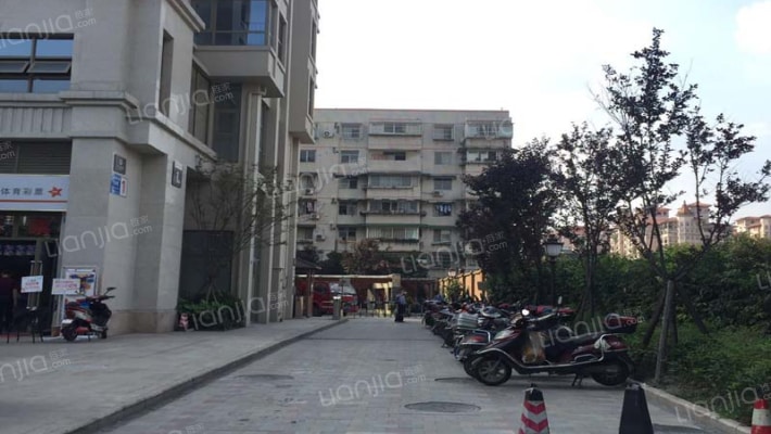 置信丽都楠庭外景图