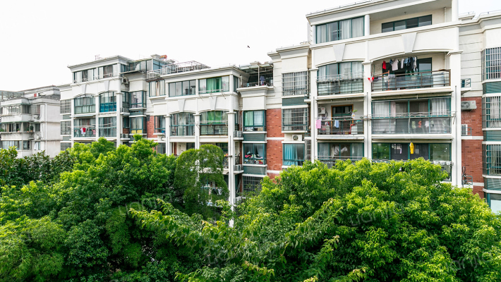 太陽公寓外景图