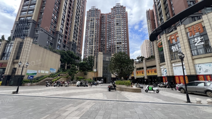 金色理想外景图