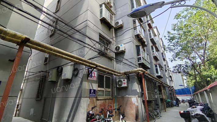 第二造纸厂宿舍外景图