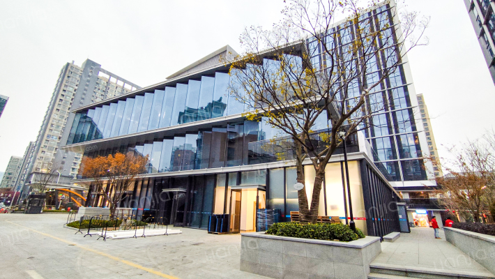 映运蝶府外景图