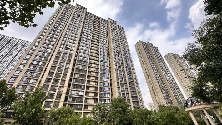 财富花园外景图