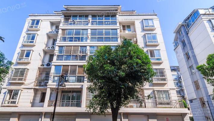 鸿福花苑外景图