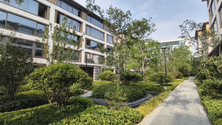 康桥诸子庐外景图