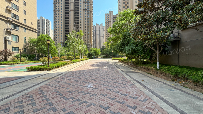 寰宇天下天颂外景图