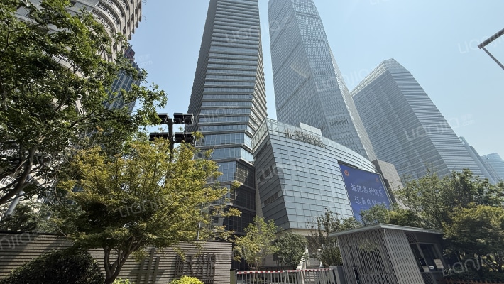 海天中心外景图