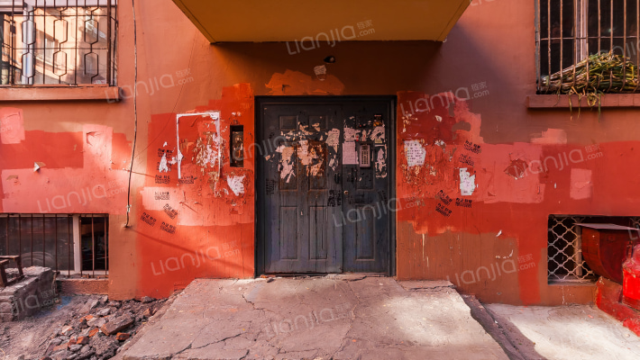 南八道街外景图