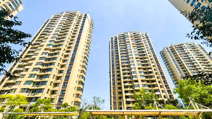 中天清江诚品外景图