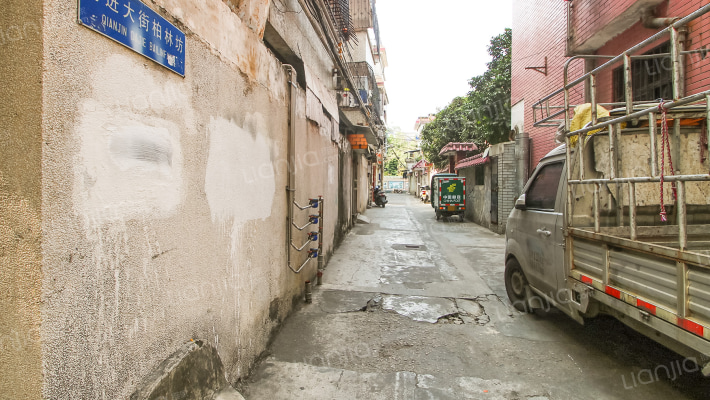 前进大街柏林坊外景图