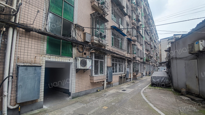 金发小区外景图