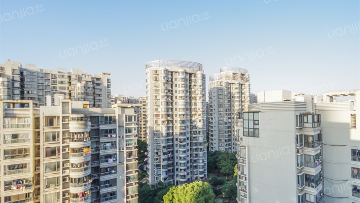 四季晶华外景图