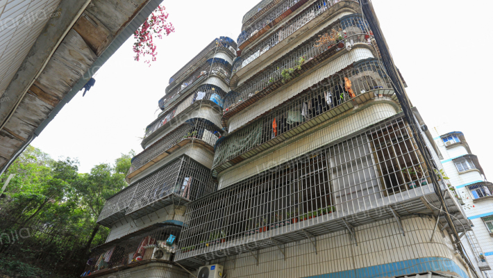 夏商物流宿舍外景图