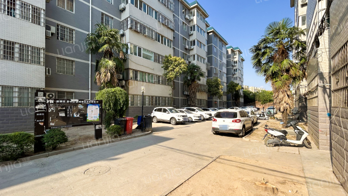 曦源温泉小区外景图