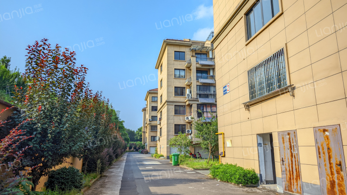 金地花园外景图