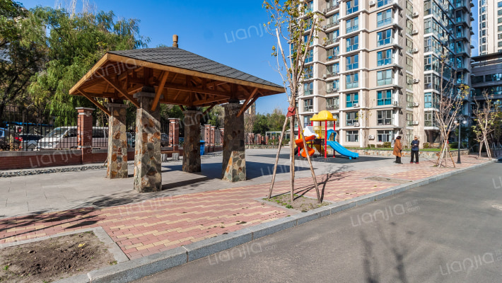 爱琴花园外景图