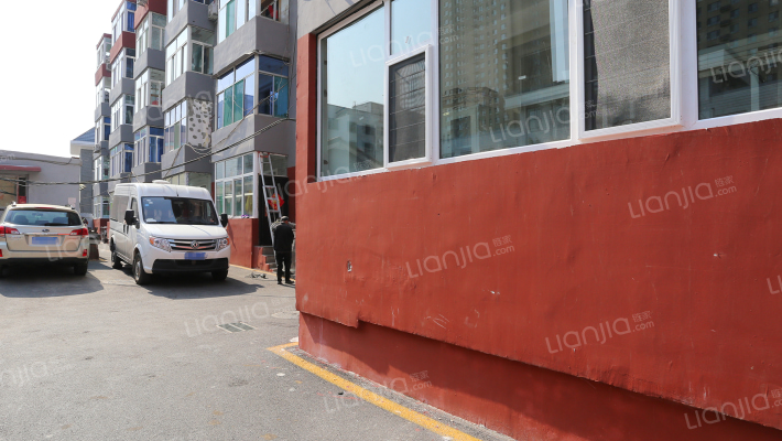 社会主义宿舍外景图