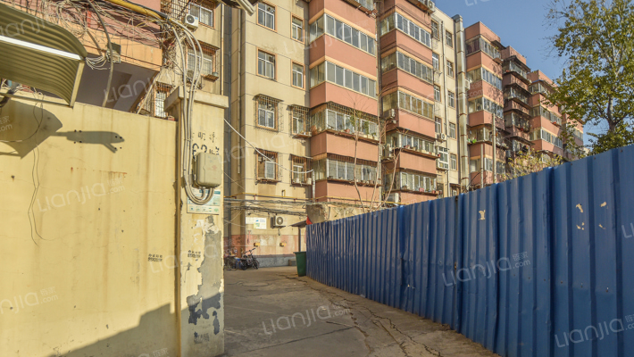 天明路62号院外景图