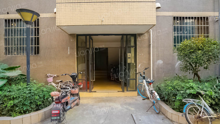 金龙瑞景外景图