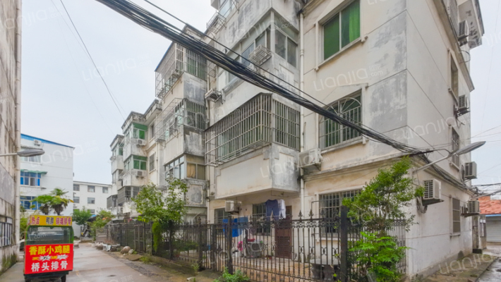 文化小区集资楼外景图