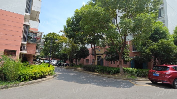 南菱花园外景图