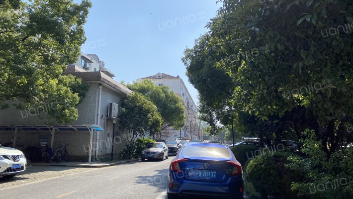 水清二村外景图